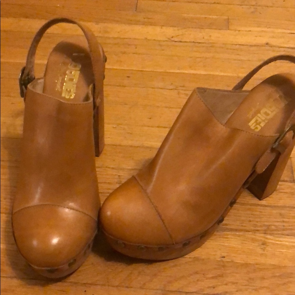 Woodies by Jeffrey Campbell (Tan Clogs)